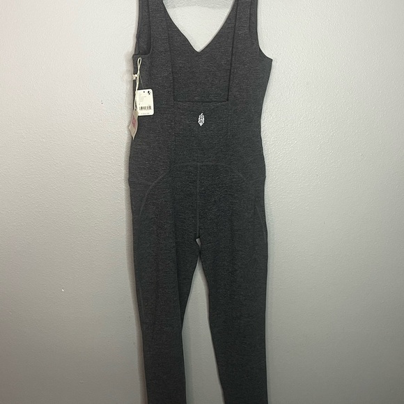 Free People Movement + Hatch Warm Up Jumpsuit Small Black Heather Maternity NWT - Picture 12 of 12
